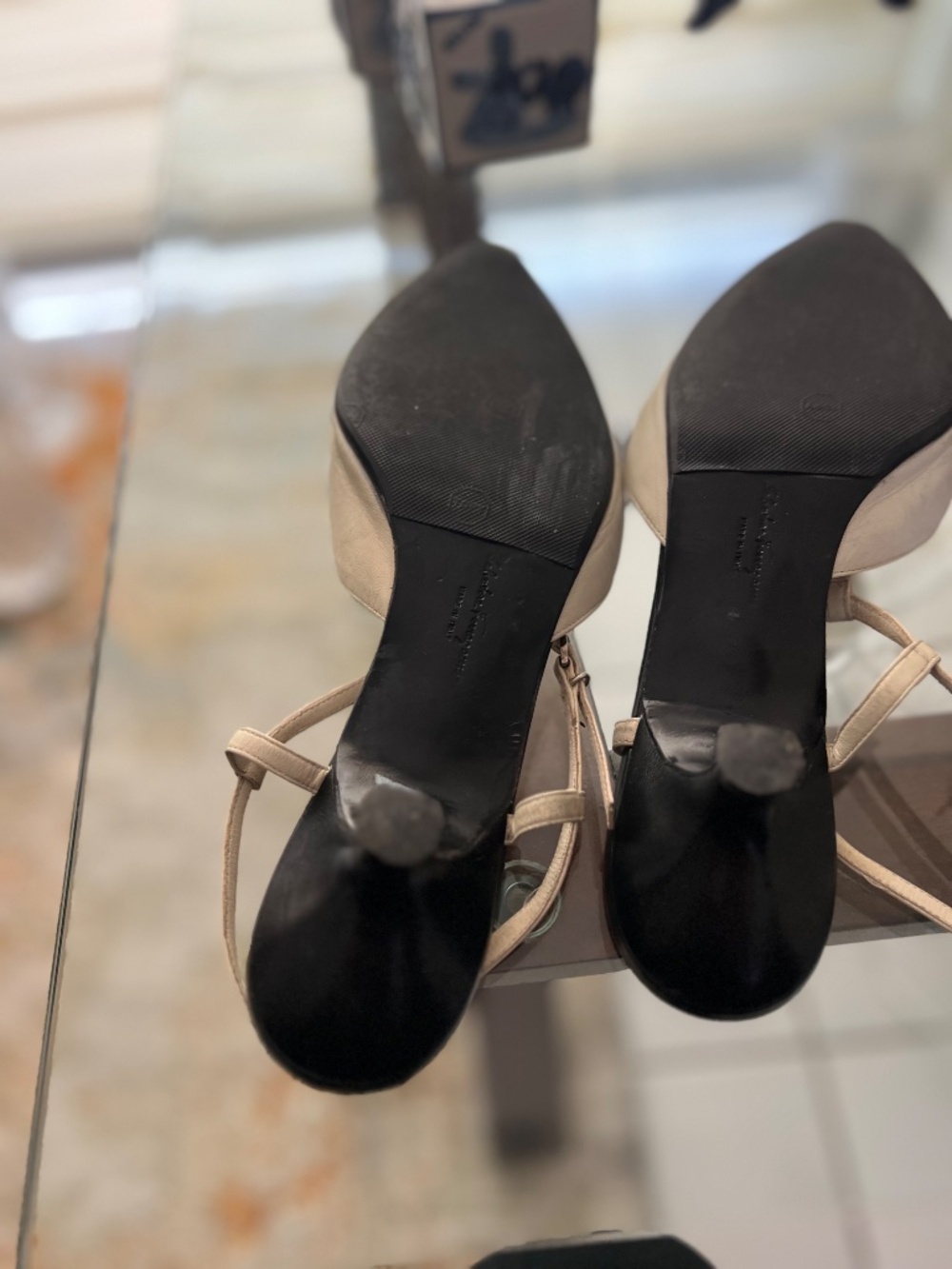 Ferragamo shoes-sandals black and white - Picture 2 of 3